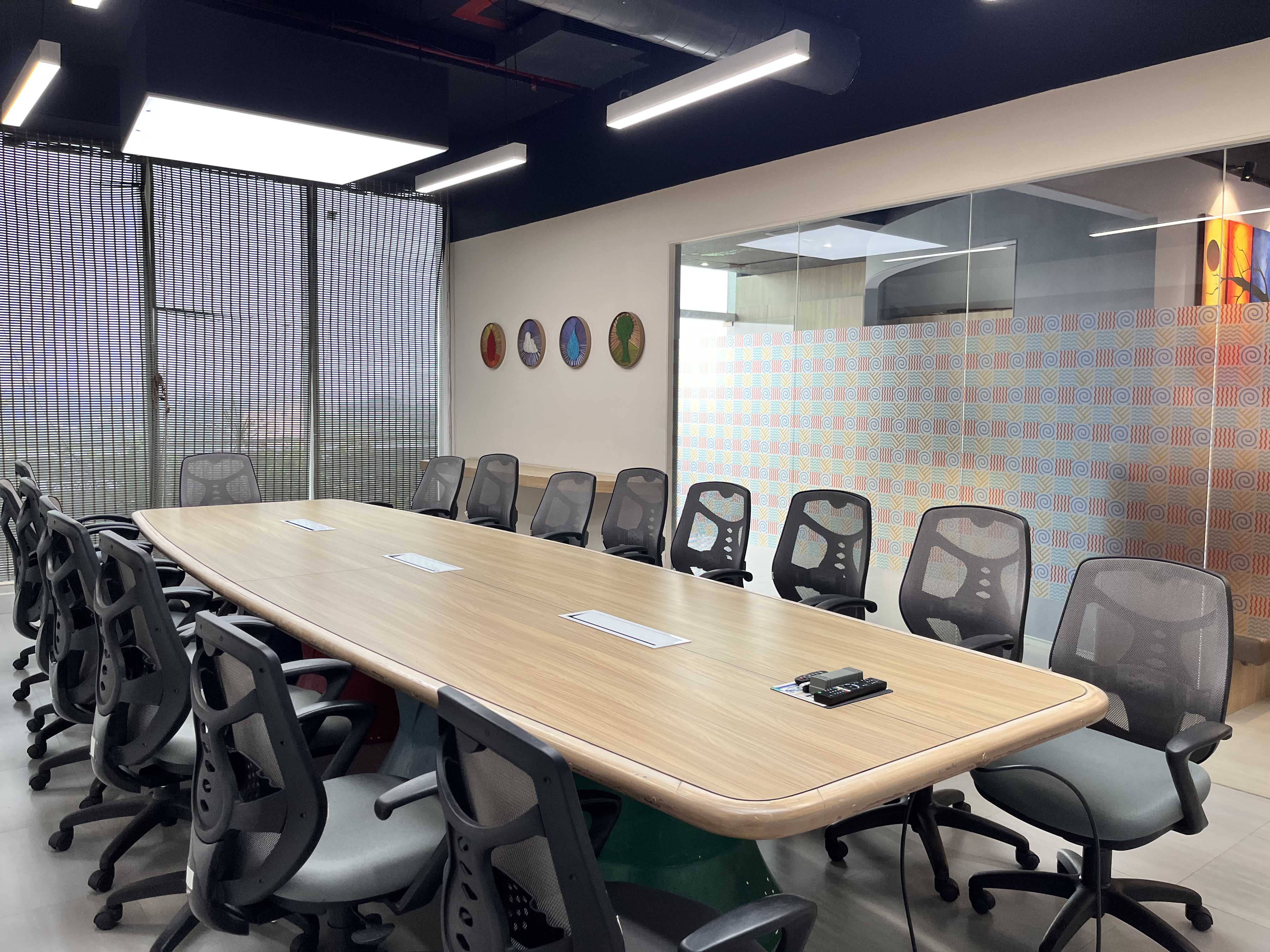 Elements Lounge (16 pax)