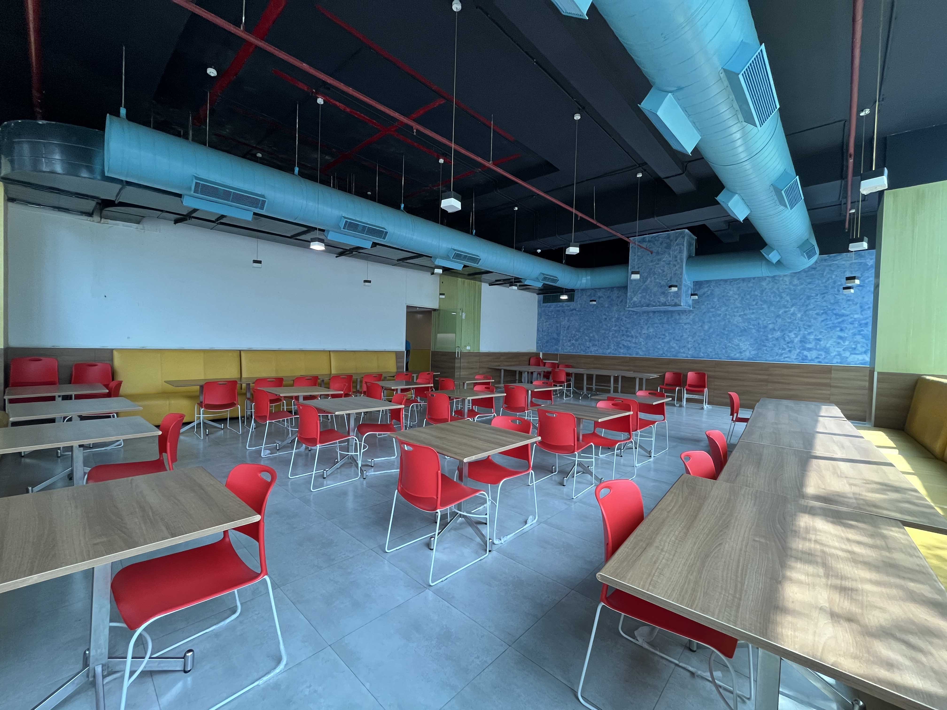 Food Court Large Room
